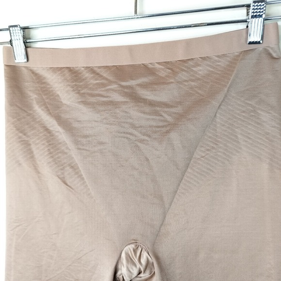 Spanx Invisible Mid-Thigh Shorts High Waist Thinstincts Smoothing - Picture 6 of 10